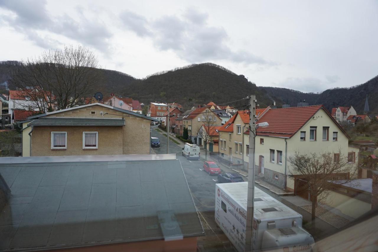 Ferienwohnung Pension im Glück Thale Exterior foto