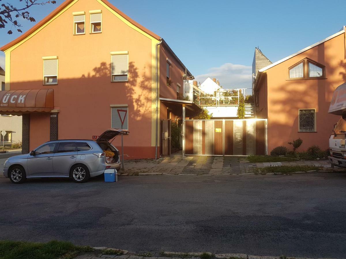 Ferienwohnung Pension im Glück Thale Exterior foto